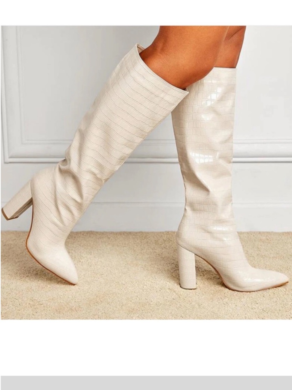 Cream Croc Embossed Knee High Heeled Boots Off White Pointed Toe Block Heel Sz 9